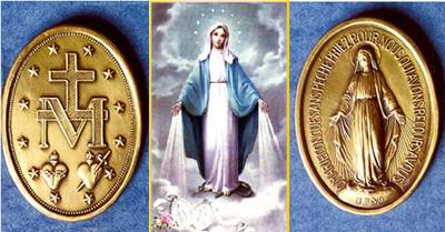 A Virgem apareceu a Santa Catarina e mostrou como seria uma medalha a ser distribuída entre o povo e prometendo graças aos que a usassem. Os milagres foram tantos que os fiéis a chamaram “Medalha Milagrosa”.