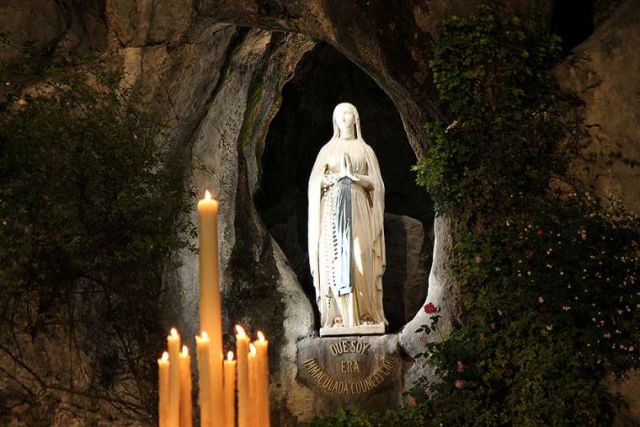 Santuário de Lourdes lança grande novena de oração contra o coronavírus