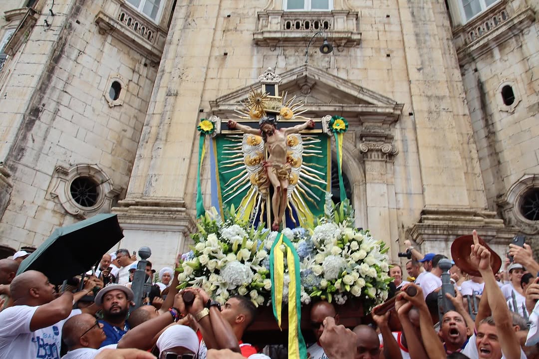 Devotos celebram os 280 anos da chegada da imagem do Senhor do Bonfim 2