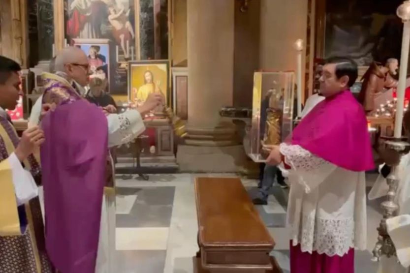 Relíquia de São Judas Tadeu retorna a Roma após um ano e meio no México 3 Reliquia de Sao Judas Tadeu retorna a Roma apos um ano e meio no Mexico 3